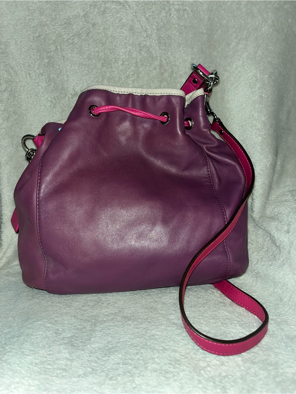 Coach Purple & Hot Pink Leather Drawstring Shoulder Bag - Picture 4 of 13